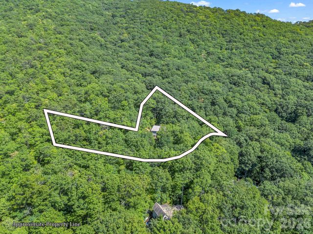 366 Summer Haven Road, Swannanoa, NC 28778