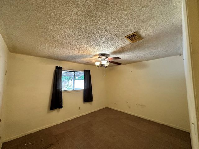 2215 Gontier Drive, Bay City, TX 77414