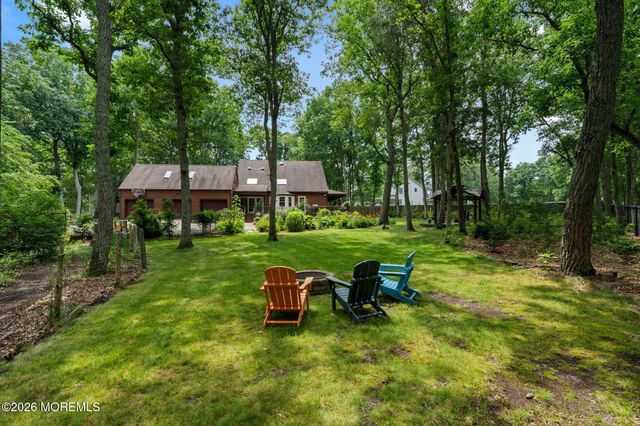 16 Dunhill Road, Jackson, NJ 08527