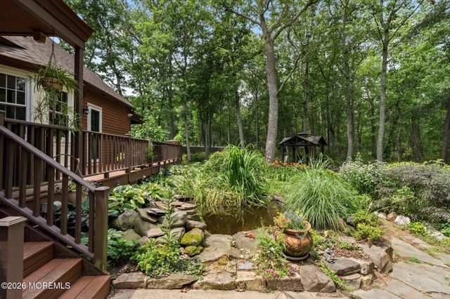 16 Dunhill Road, Jackson, NJ 08527