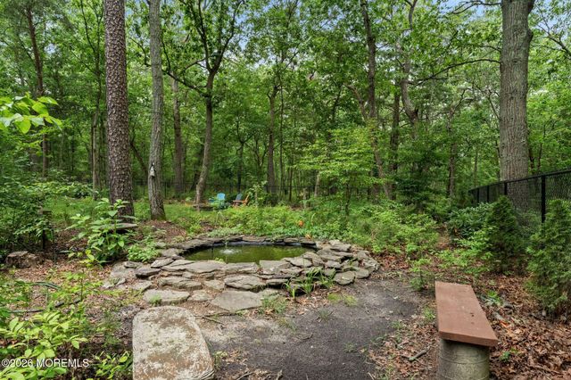 16 Dunhill Road, Jackson, NJ 08527