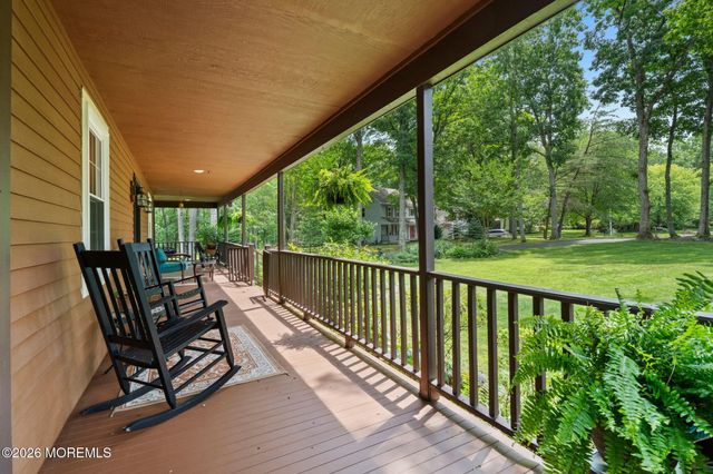 16 Dunhill Road, Jackson, NJ 08527