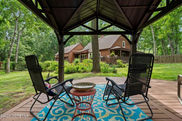 16 Dunhill Road, Jackson, NJ 08527