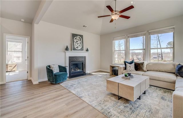515 Dulles Drive, Mcdonough, GA 30253