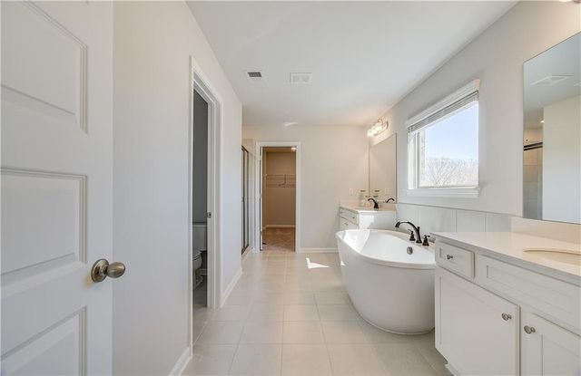 515 Dulles Drive, Mcdonough, GA 30253