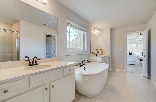 515 Dulles Drive, Mcdonough, GA 30253
