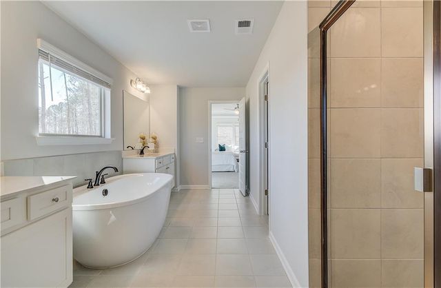 515 Dulles Drive, Mcdonough, GA 30253