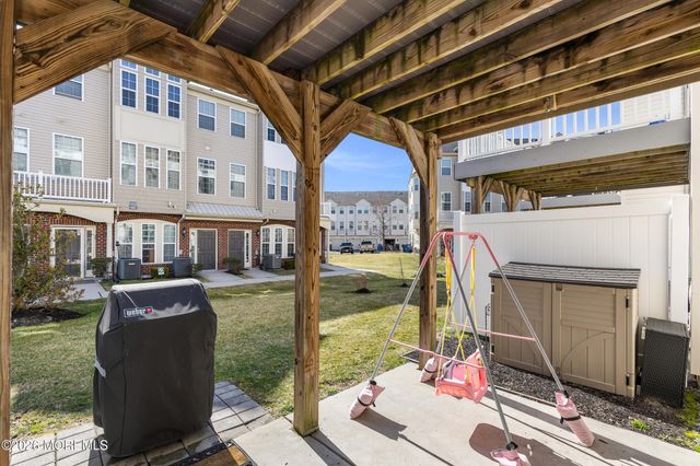 5 Jake Drive, Tinton Falls, NJ 07712