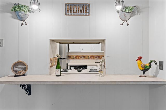 204 Brook Drive, Saint Matthews, SC 29135