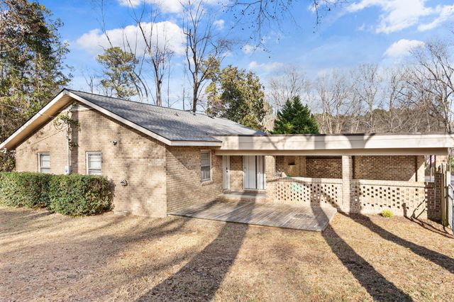 204 Brook Drive, Saint Matthews, SC 29135