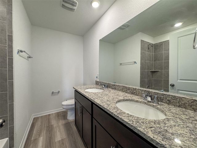 142 Jake Pine DR, Buda, TX 78610