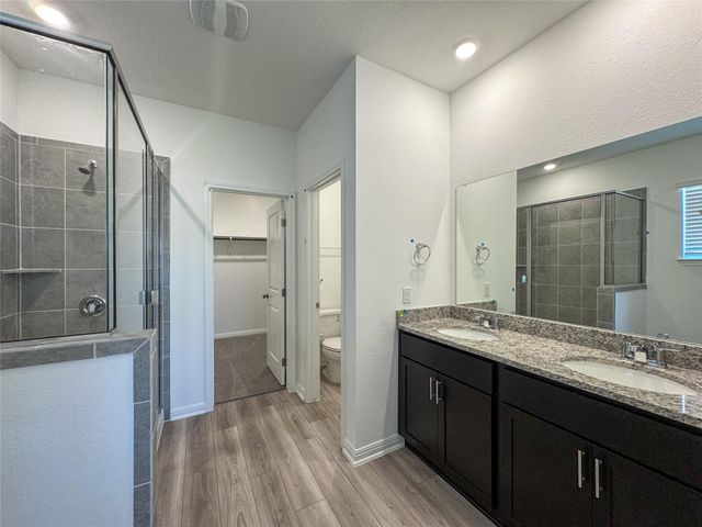 142 Jake Pine DR, Buda, TX 78610