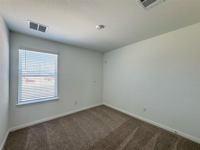 142 Jake Pine DR, Buda, TX 78610