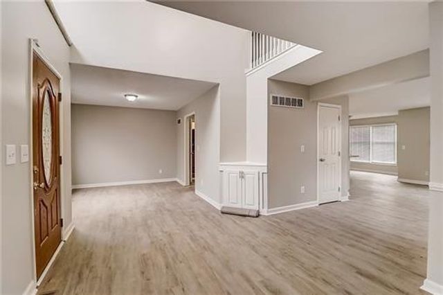 8401 NE 75th Terrace, Kansas City, MO 64158