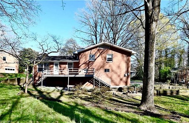 1131 Cypress Circle, Winston-salem, NC 27106