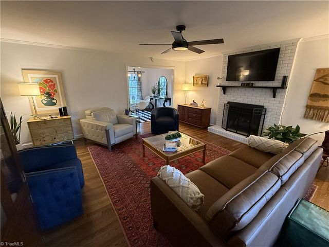 1131 Cypress Circle, Winston-salem, NC 27106
