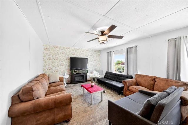 15668 Calico, Victorville, CA 92395