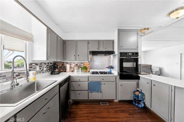 15668 Calico, Victorville, CA 92395