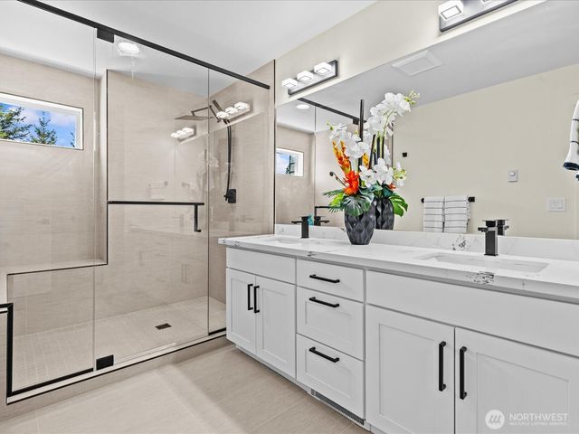 1719 163rd Court NE, Bellevue, WA 98008