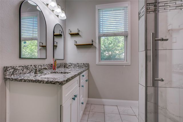 834 S Polk Street, Dallas, TX 75208
