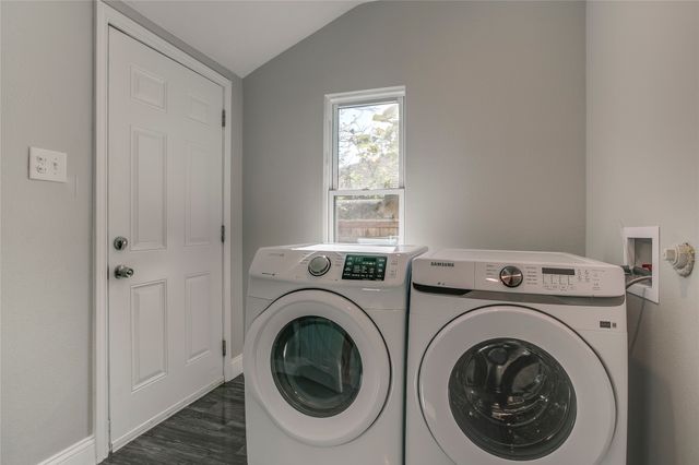 834 S Polk Street, Dallas, TX 75208