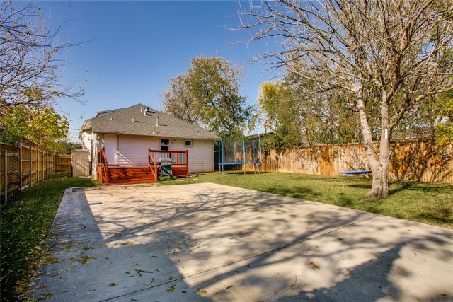 834 S Polk Street, Dallas, TX 75208