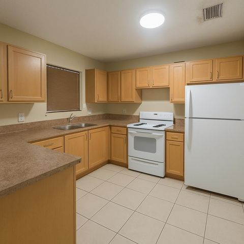 734 NW 13th Ter, Fort Lauderdale, FL 33311