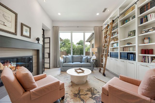 5948 Azalea Lane, Dallas, TX 75230