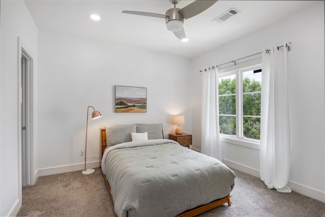 5948 Azalea Lane, Dallas, TX 75230