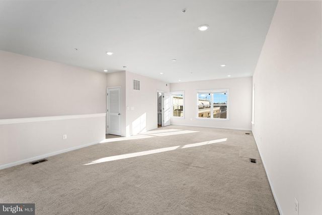 4711 CHEROKEE ST, College Park, MD 20740