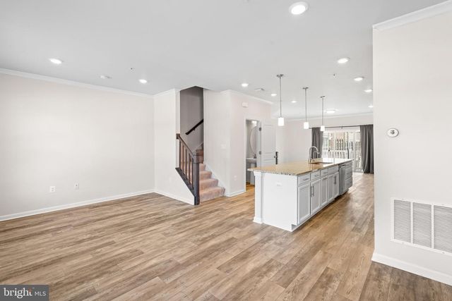 4711 CHEROKEE ST, College Park, MD 20740