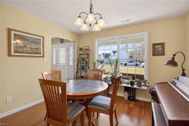 15136 Evening CT, Carrollton, VA 23314