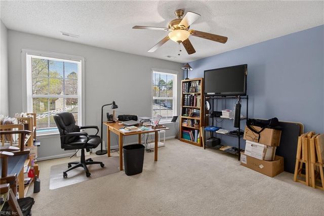 15136 Evening CT, Carrollton, VA 23314