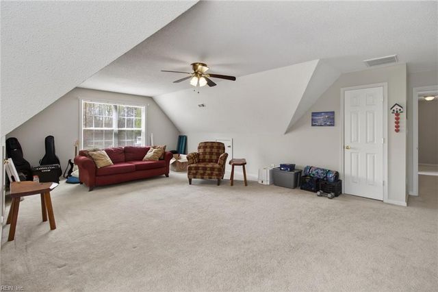 15136 Evening CT, Carrollton, VA 23314