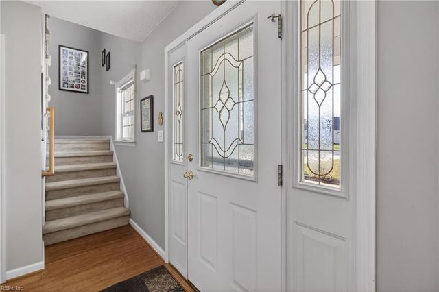 15136 Evening CT, Carrollton, VA 23314