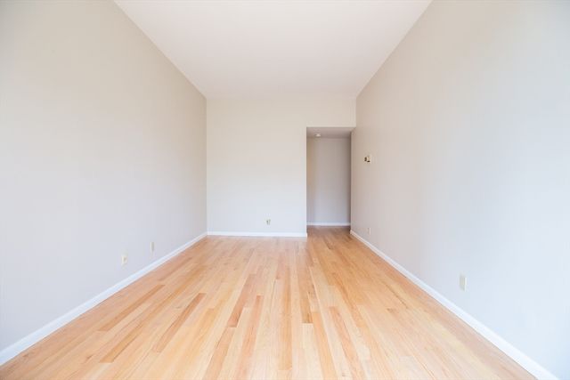 492 Beacon Street 42, Boston, MA 02115