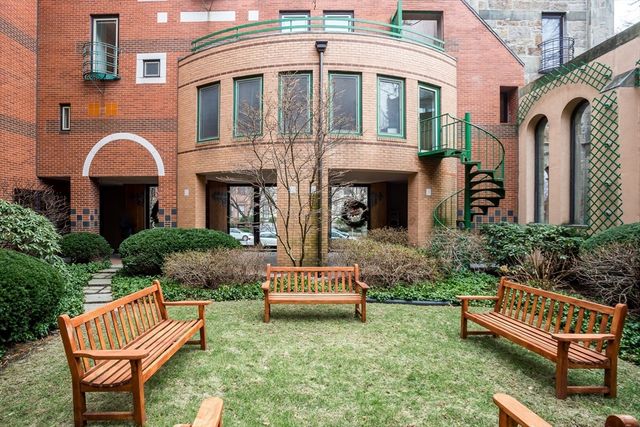 492 Beacon Street 42, Boston, MA 02115