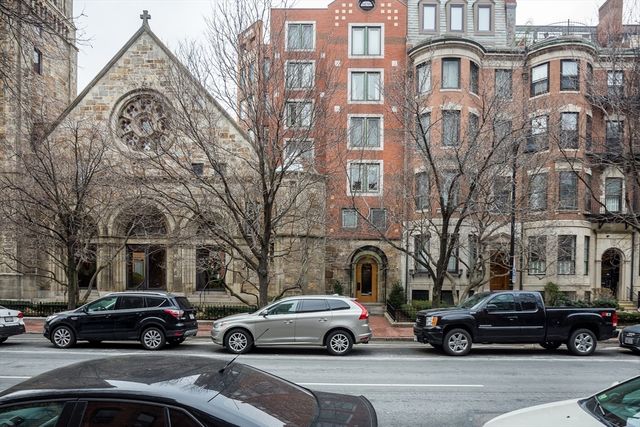 492 Beacon Street 42, Boston, MA 02115