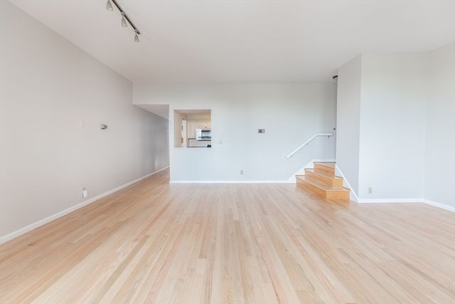 492 Beacon Street 42, Boston, MA 02115