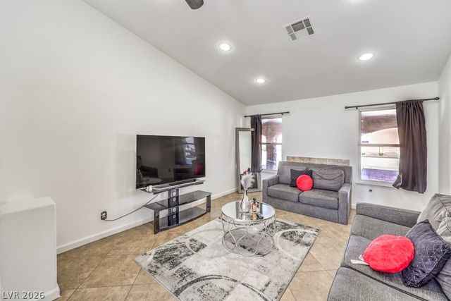 4304 West LA MADRE Way, North Las Vegas, NV 89031