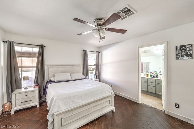 4304 West LA MADRE Way, North Las Vegas, NV 89031