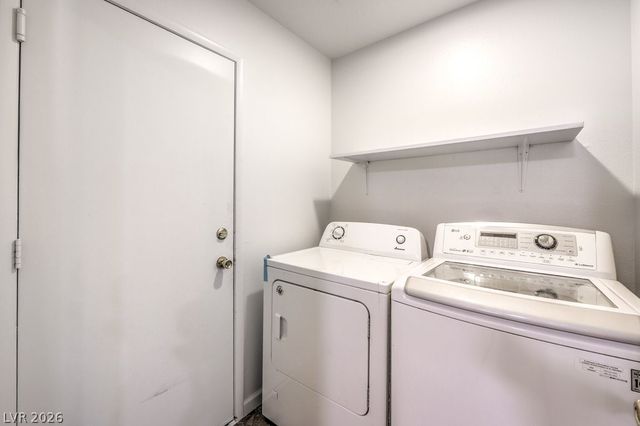 4304 West LA MADRE Way, North Las Vegas, NV 89031