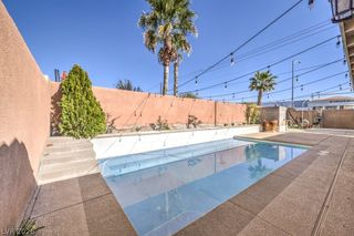 4304 West LA MADRE Way, North Las Vegas, NV 89031