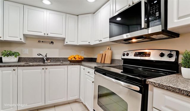 1225 56TH STREET W, Bradenton, FL 34209