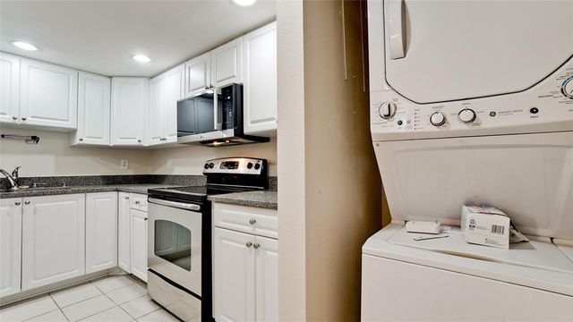 1225 56TH STREET W, Bradenton, FL 34209