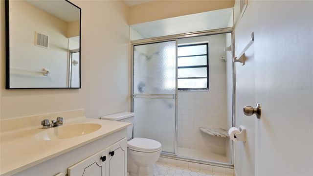 1225 56TH STREET W, Bradenton, FL 34209