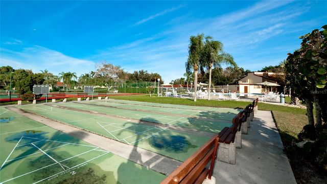 1225 56TH STREET W, Bradenton, FL 34209