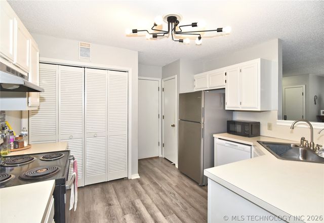 1828 W 58th Street, Tulsa, OK 74107