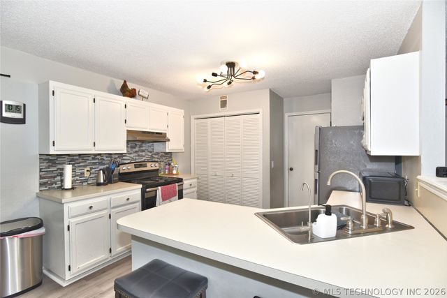 1828 W 58th Street, Tulsa, OK 74107