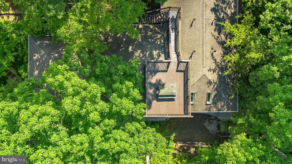 3 STEFFEN POINT HTS, Annapolis, MD 21401